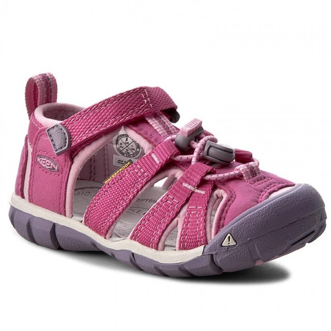 machine washable. Use a small amount of detergent, wash on gentle cycle, and air dry. Hook and loop strap over instep Multi directional lug pattern for increased traction PFC-Free materials Secure fit lace capture system
