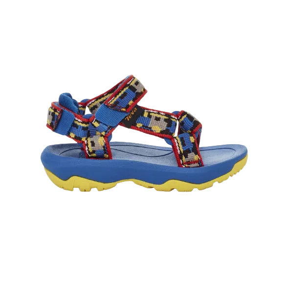 We gave the iconic Hurricane XLT a fresh comfort upgrade, outfitting it with soft heel-strap padding and a new, modern sole featuring even better traction than ever before.Finished with Unifi® recycled polyester straps.
