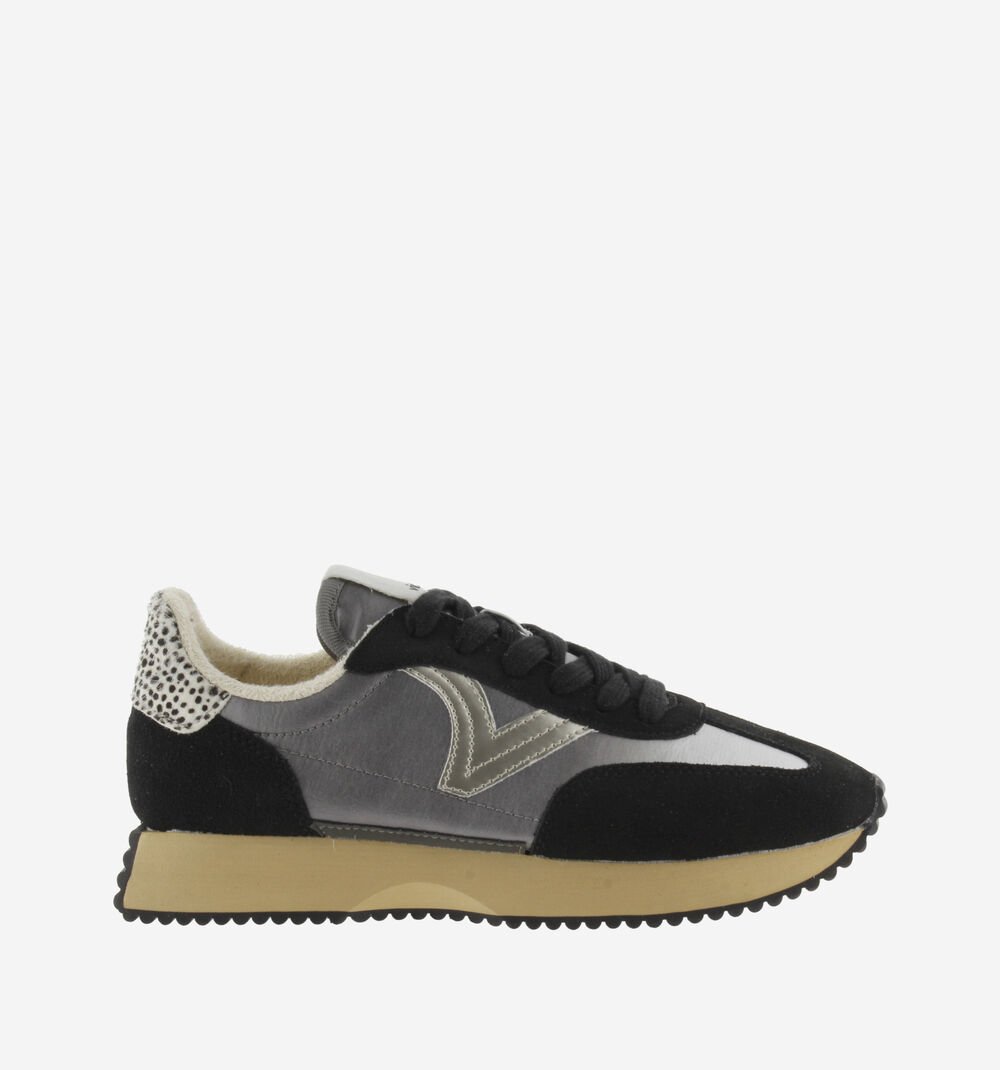VICTORIA COSMOS-BLACK