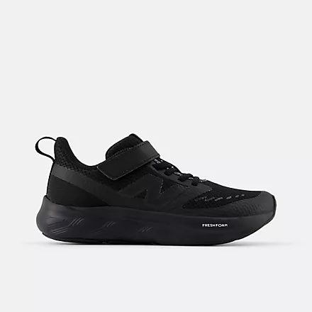 NEW BALANCE 625 SOLID BLACK VELCRO SHOES