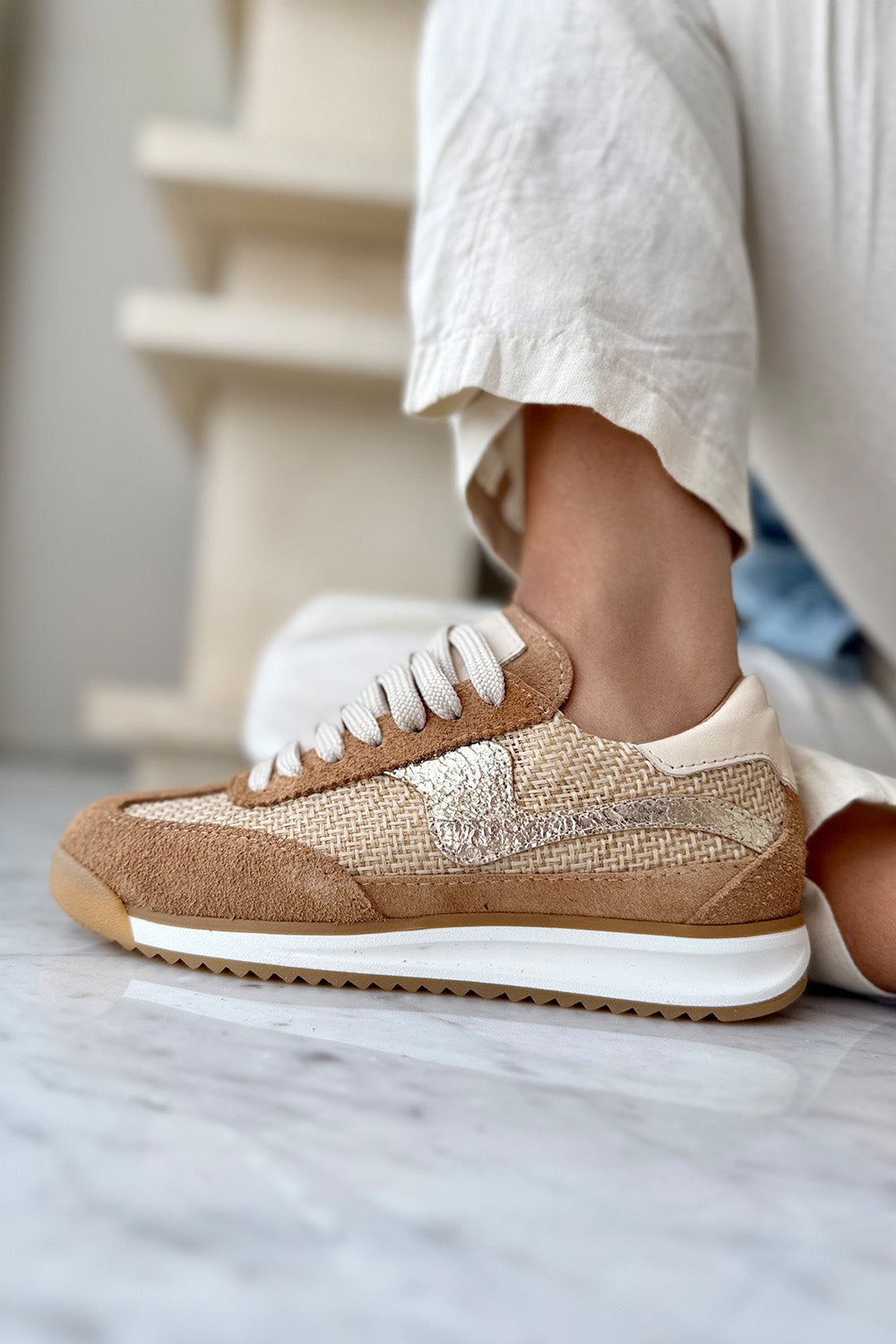 POEMA CAMEL SNEAKER