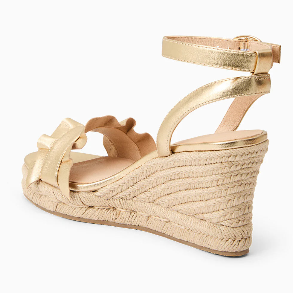 JACK ROGERS WOMENS ROZETTE RUFFLE WEDGE-GOLD