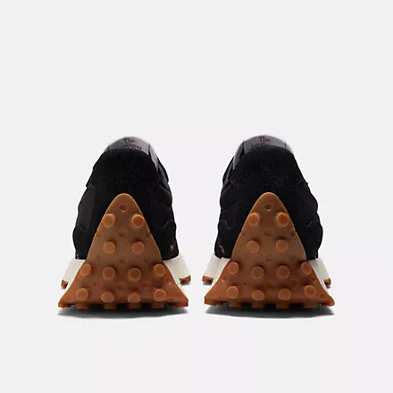 NEW BALANCE WOMEN'S 327-BLACK/WHITE