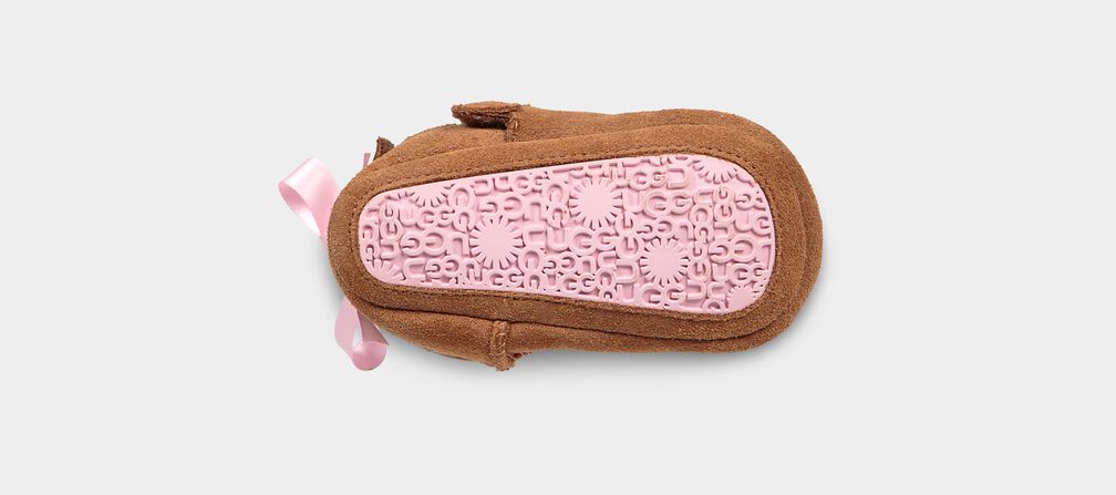 UGG JESSE BOW BOOT