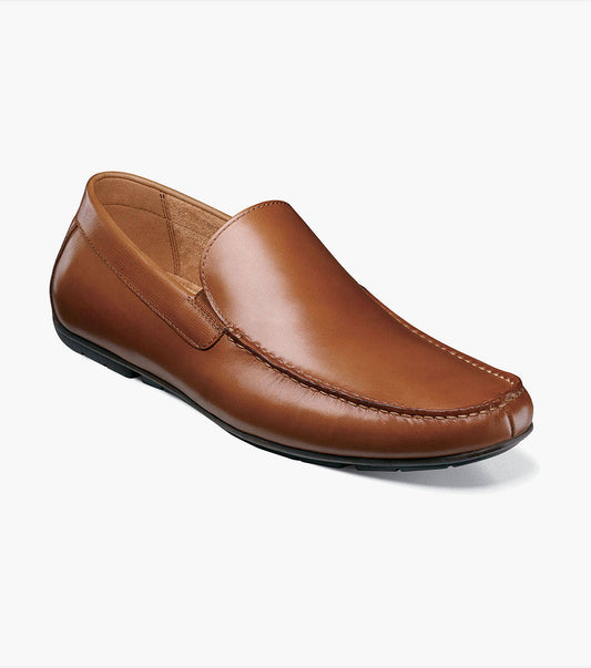 Get into the fashion fast lane with the Florsheim Talladega Moc Toe Venetian Driver. Made of beautiful materials on the upper, it also features the comfort of a fully cushioned footbed and soft Suedetec linings.