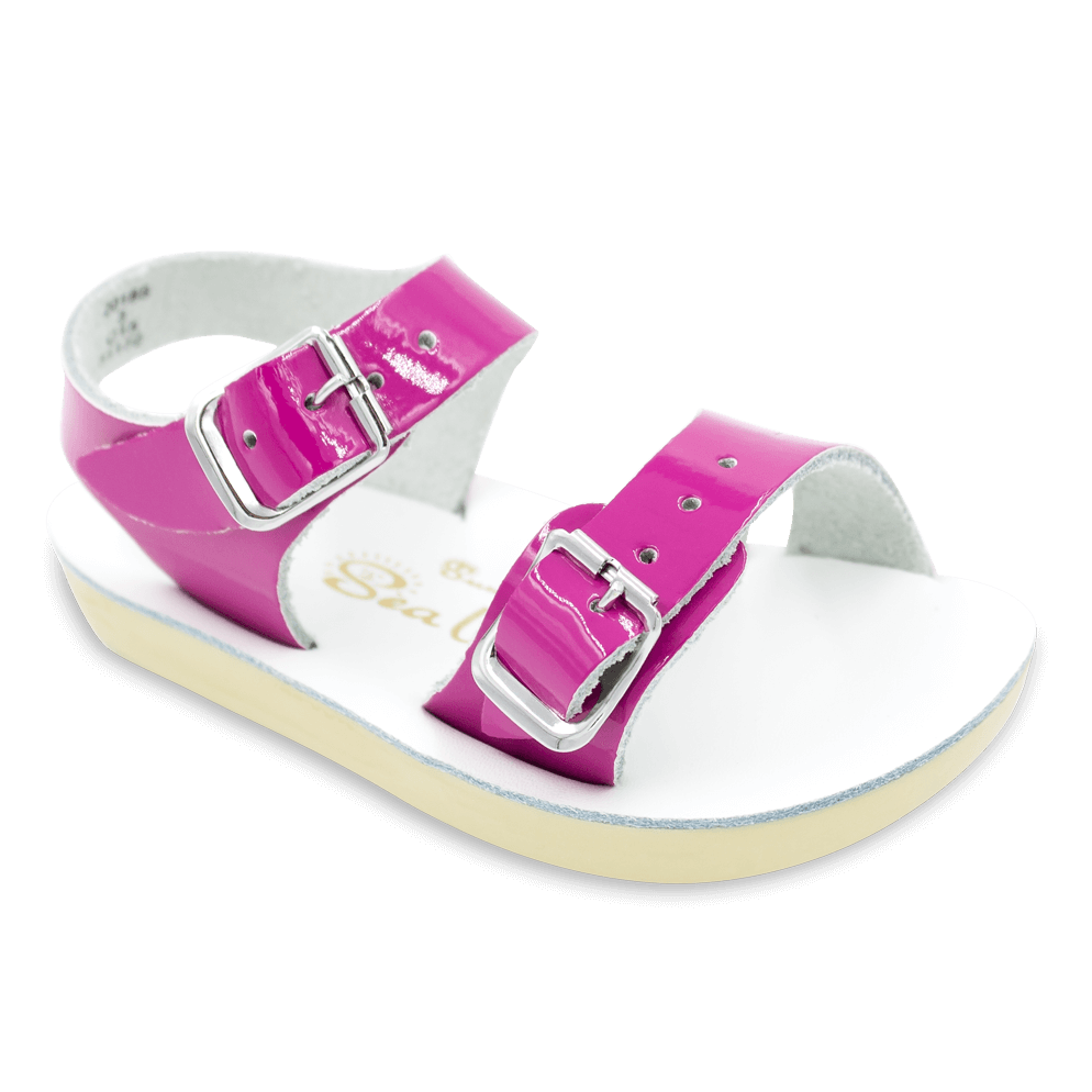 The Sun San® Sea Wee is made only in the smallest baby sizes. We have added flex over the toe making this little sandal a perfect starter pair for your tiny adventurer. A lightweight, cushioned urethane sole, rust-proof brass buckles, and scuff-resistant water friendly genuine leather make these sandals ideal for in-and-out of water wear. The Sea Wee is one of our best-selling baby sandals. Both boys and girls can wear these with anything and look great.