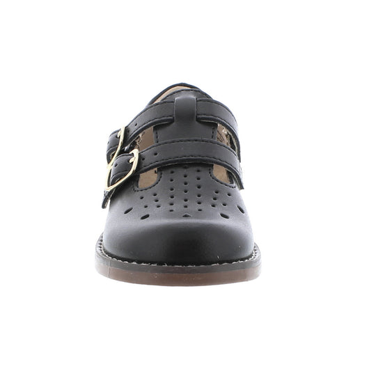 These classic and traditional shoes are perfect for all occasions! We love them on both boys and girls. Perfect for little feet through big kids, the FootMates Danielle shoe will never go out of style. 