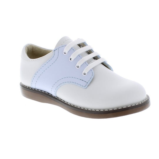 Custom Fit System – Removable, dual insoles in Medium and Wide provided for customized fitting. Roomy Toe Box – Allows tiny toes room to breathe and splay naturally during walking, enhancing balance and reducing rubbing, friction, and moisture. Arch Support – Shoe last and insole designed to provide proper arch support for developing feet. Firm Heel Counter – Provides stable lateral support for new and confident walkers alike, improving balance, support, and posture.