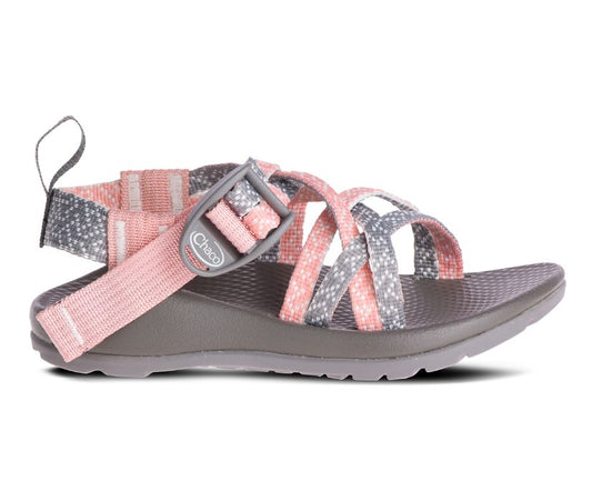 A webbing pattern inspired by the classic basket weave, two narrow polyester straps in the Custom Adjust’em system offer a more secure fit by conforming to the curves of mini feet. ChaPU™ midsole on the contoured LUVSEAT™ platform footbed provides lasting arch support and body alignment for little ones.