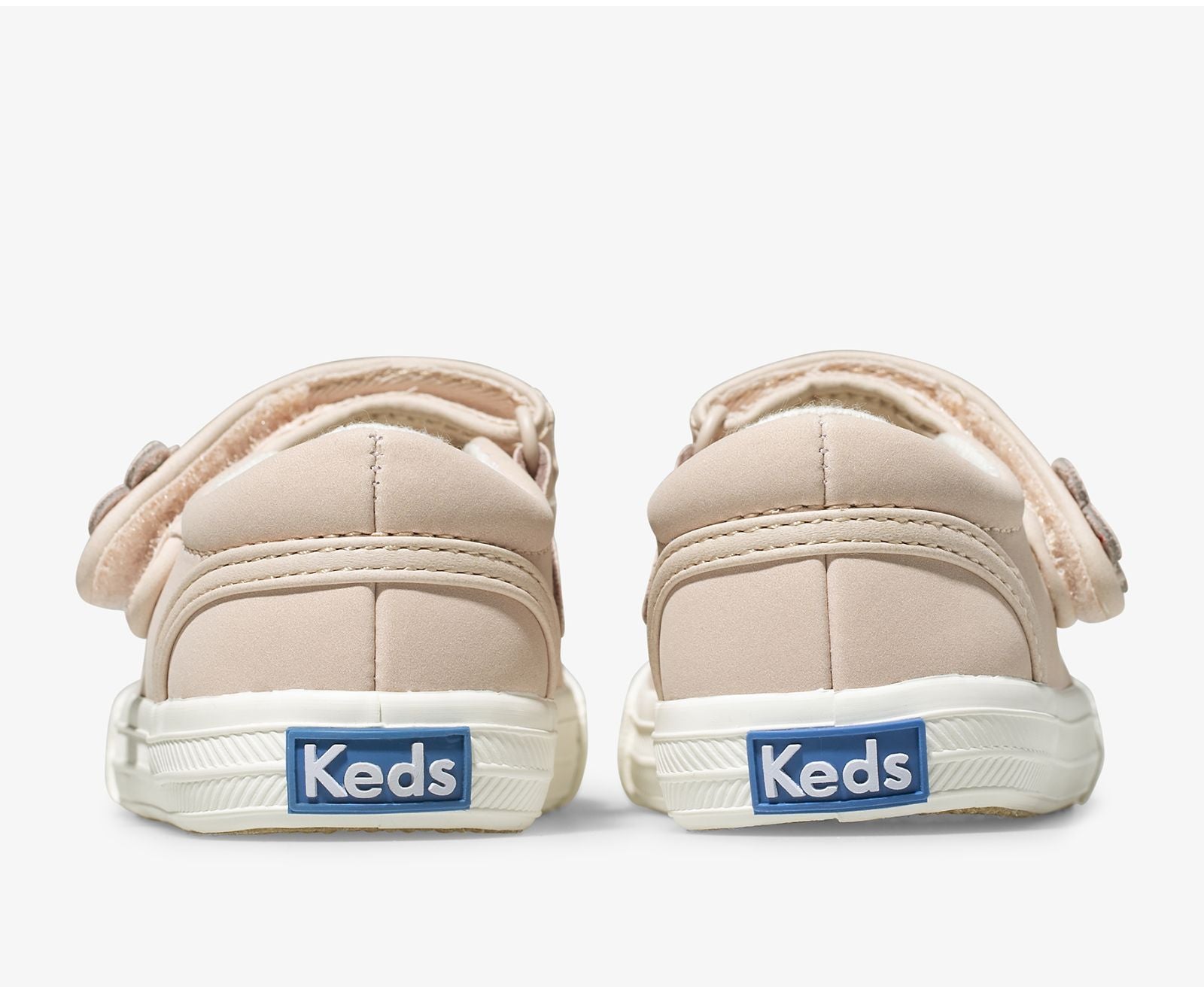 From playground to party time, Keds’ Ella is a not-so-plain Mary Jane. Featuring a sweet flower detail on the convenient hook & loop closure, plus a memory foam footbed and deep flex grooves making them as comfy as a sneaker, but perfect for parties!