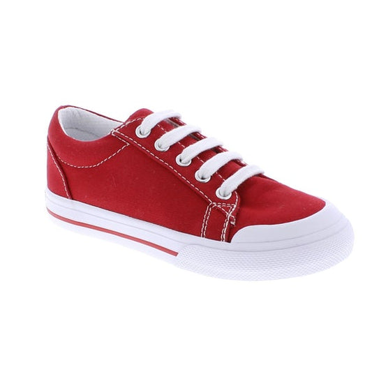 These classic and traditional shoes are perfect for all occasions! We love them on both boys and girls. Perfect for little feet through big kids, the FootMates Danielle shoe will never go out of style.   Sizing: This item runs a half size long. FootMates recommends that if your child measures a size 4.0, that you order a size 3.5.