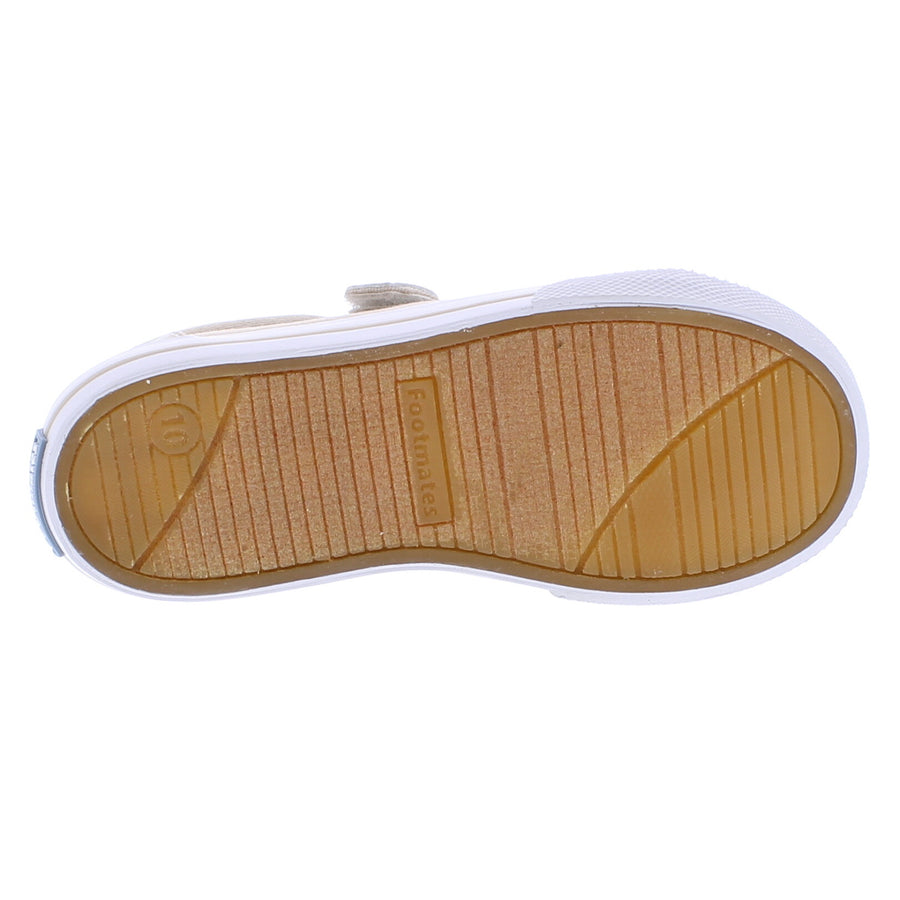 Custom Fit System – Removable, dual insoles in Medium and Wide provided for customized fitting. Roomy Toe Box – Allows tiny toes room to breathe and splay naturally during walking, enhancing balance and reducing rubbing, friction, and moisture. Arch Support – Shoe last and insole designed to provide proper arch support for developing feet. Firm Heel Counter – Provides stable lateral support for new and confident walkers alike, improving balance, support, and posture.
